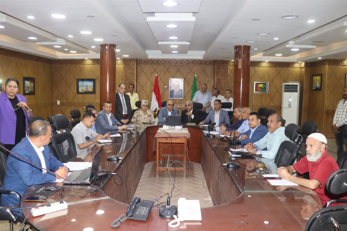 محافظ القليوبية يتابع امتحانات الثانوية العامة، فيتو