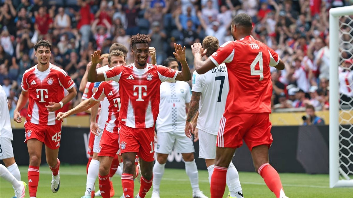 بايرن ميونخ يكتسح أوكلاند سيتي، فيتو