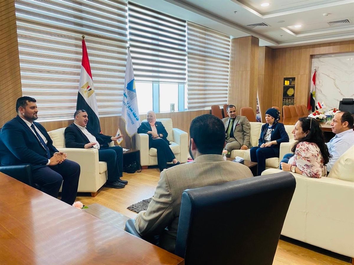 اعتماد معامل اللغات بجامعة شرق بورسعيد التكنولوجية