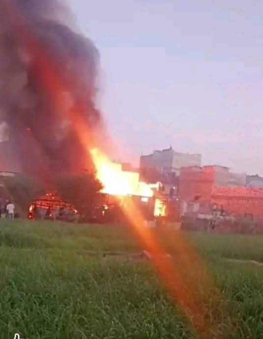 حريق في قرية البرجاية التابعة لمركز المنيا