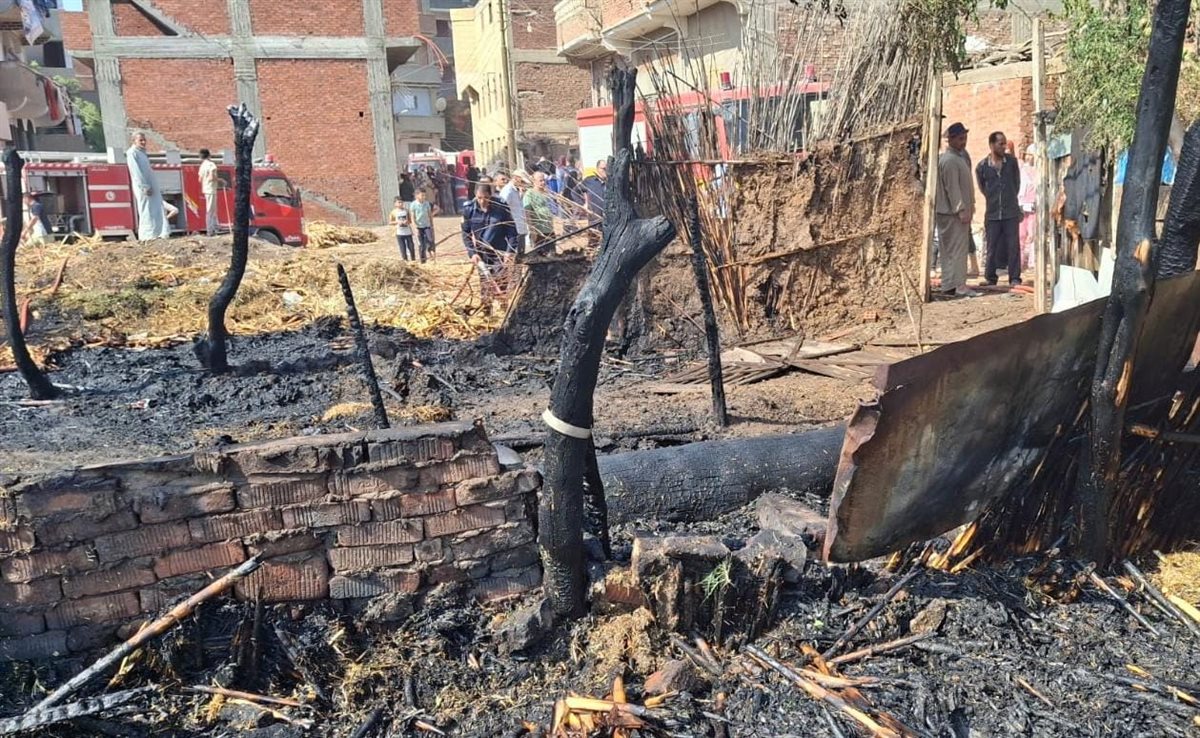 السيطرة علي حريق عشة وسقف منزلين بالقليوبية، فيتو