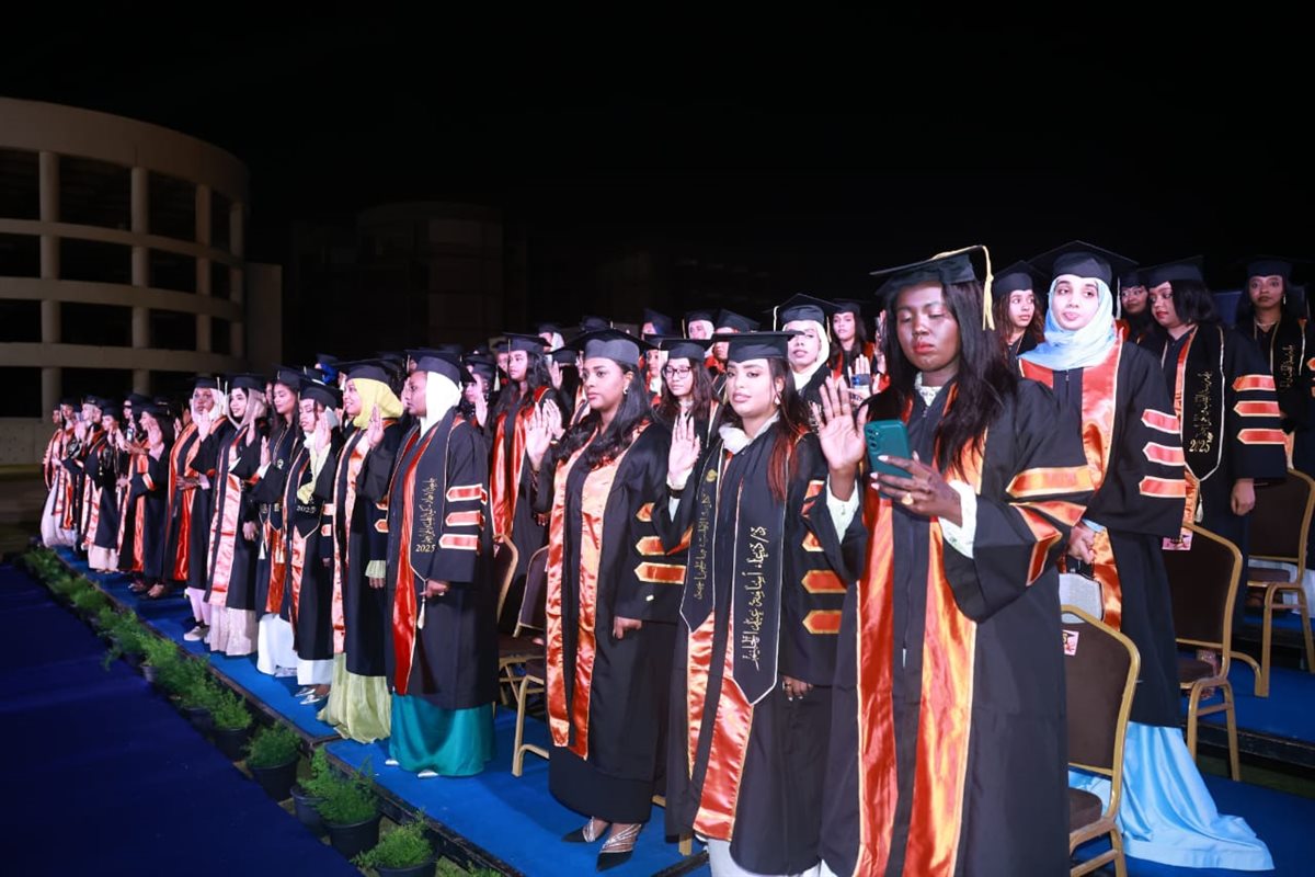 حفل تخرج طبيبات الاحفاد