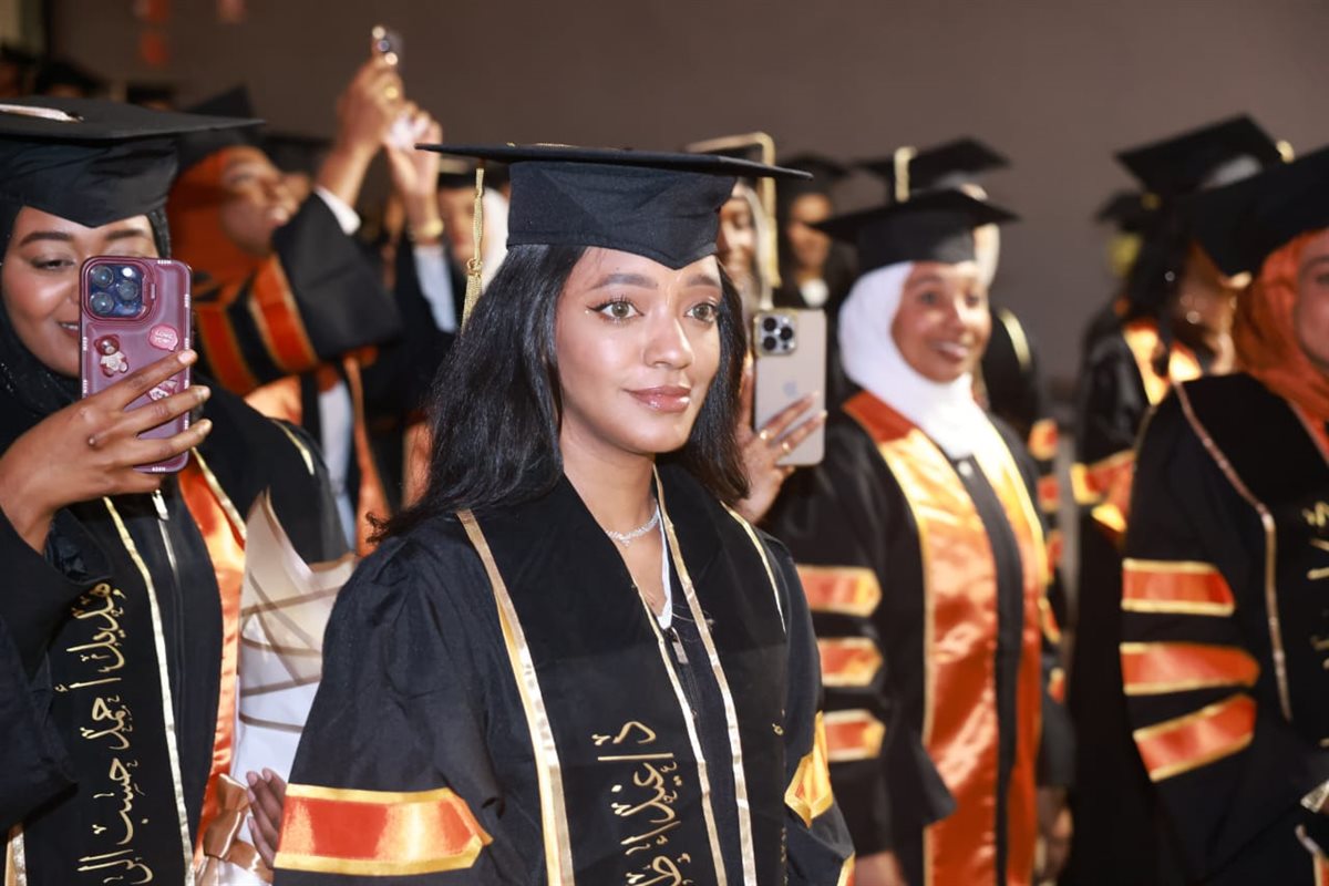 حفل تخرج طبيبات الاحفاد