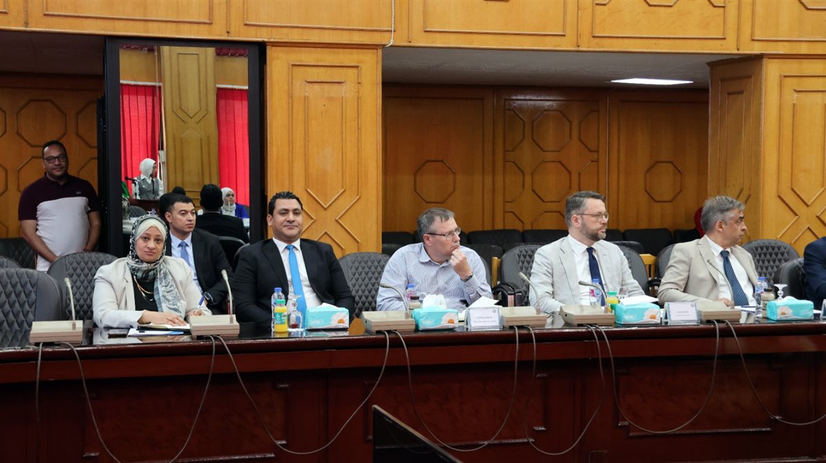 جانب من اللقاء، فيتو