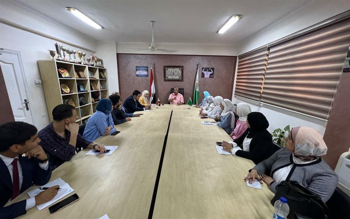 الصبروط خلال لقائه ممثلي الكيانات الشبابية بالجيزة 