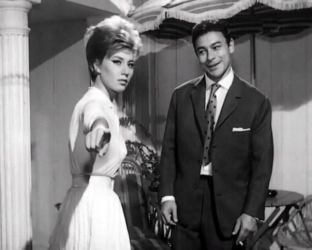 ليلى شعير واحمد رمزى فى عائلة زيزى