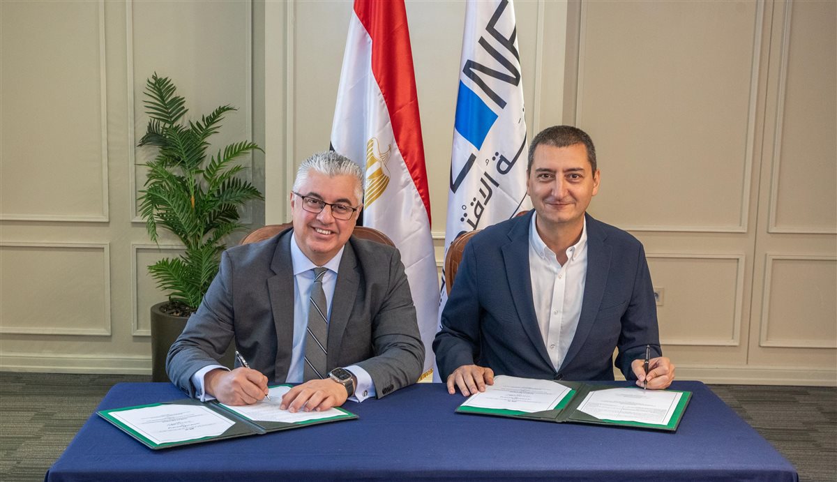 جانب من مراسم التوقيع، فيتو