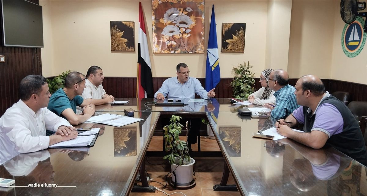 وكيل وزارة تعليم دمياط يجتمع بمديري المراحل التعليمية