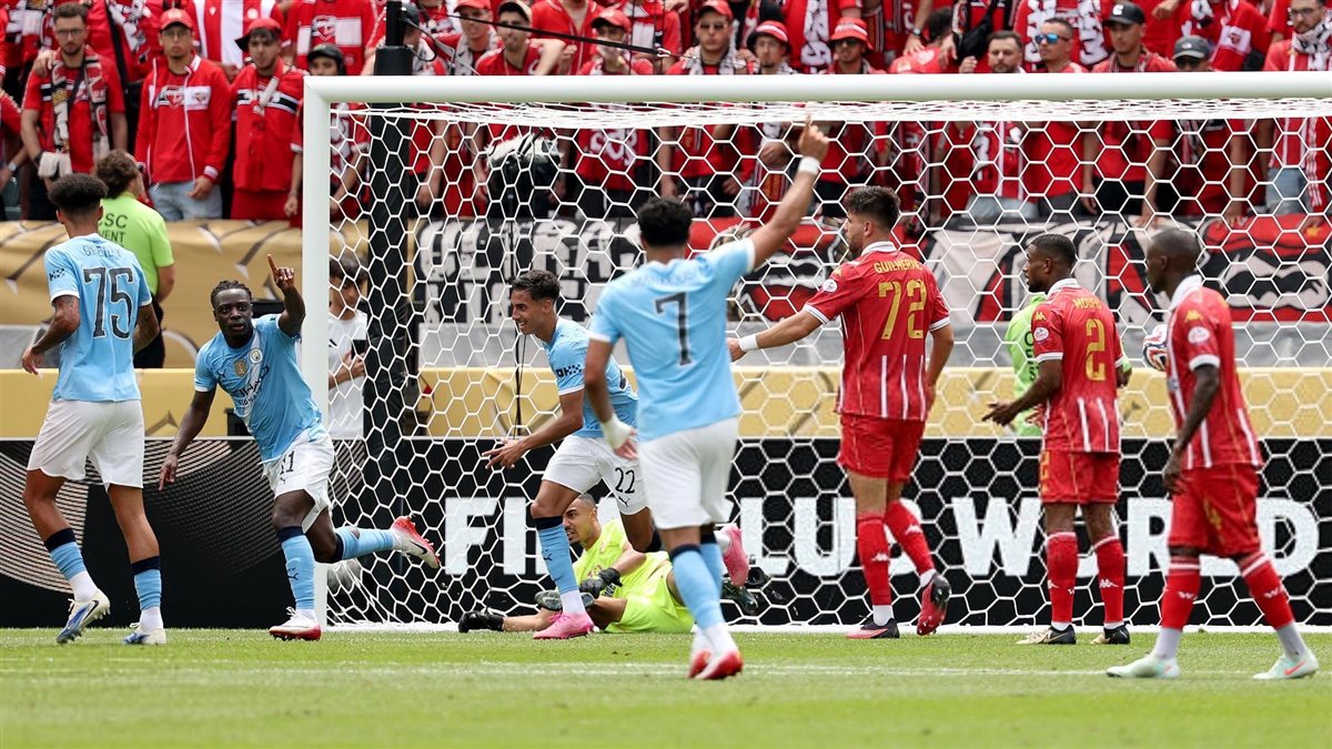 مانشستر سيتي يتخطى الوداد المغربي، فيتو