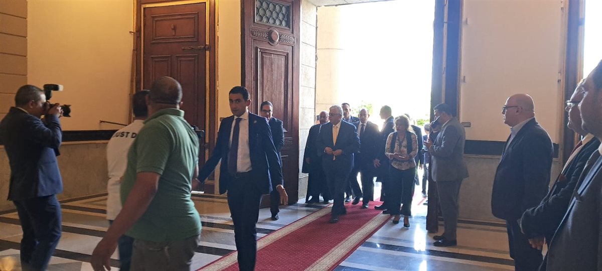 وصول وزير التعليم العالي جامعة القاهرة
