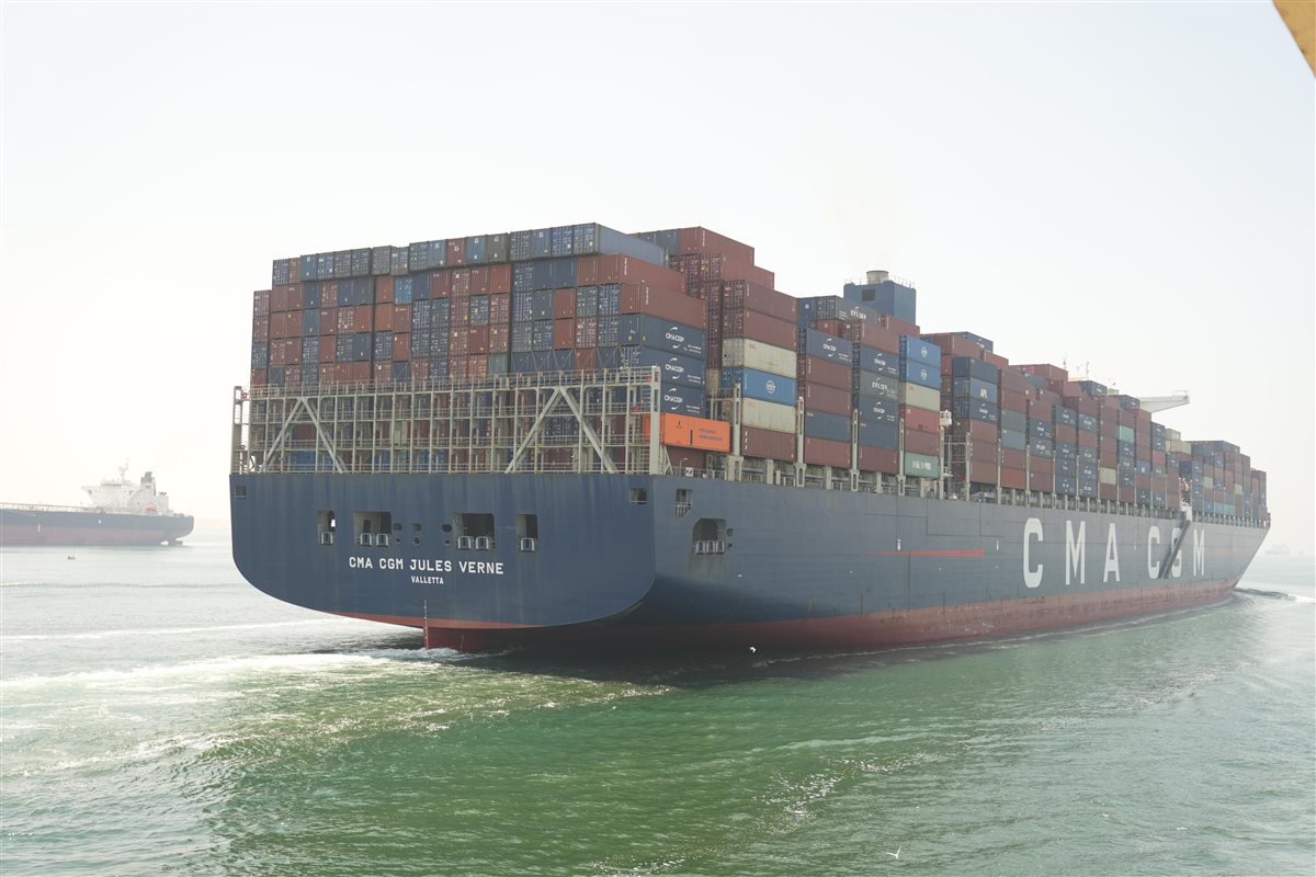 جانب من حركة الملاحة اليوم، فيتو