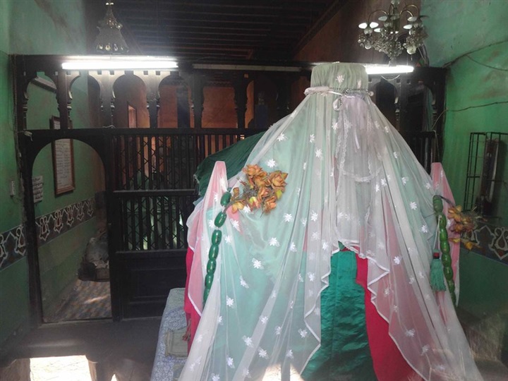 ضريح السيدة فاطمة العيناء، رضي الله عنها، فيتو