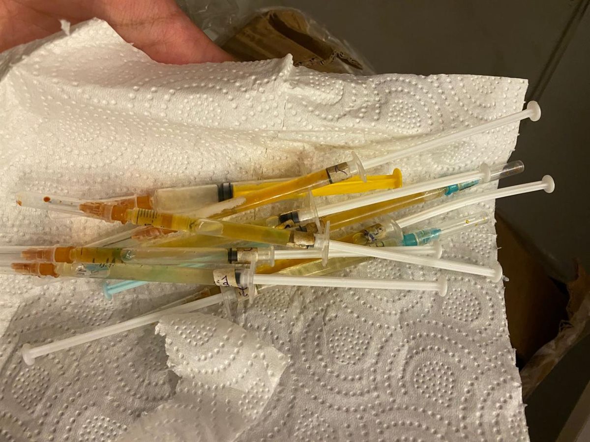 جانب من المضبوطات بالمركز، فيتو