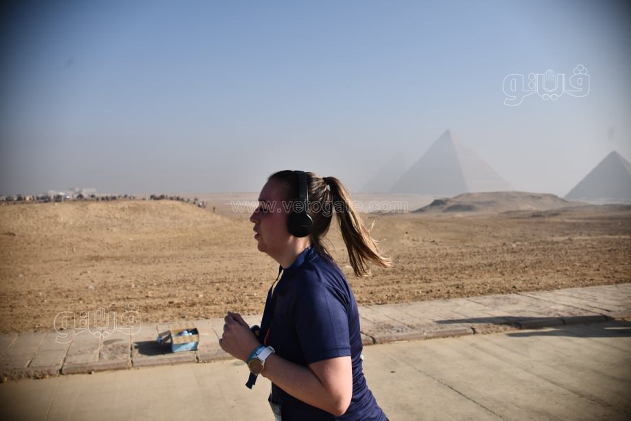 الجميلات يتصدرن المشهد في نصف ماراثون الأهرامات (11)