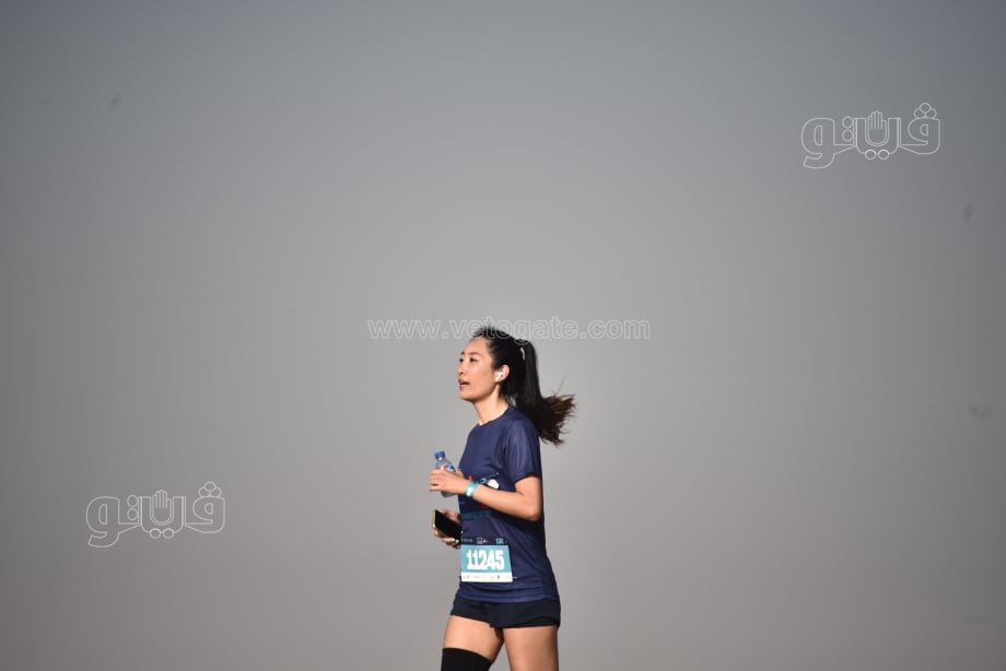 الجميلات يتصدرن المشهد في نصف ماراثون الأهرامات (13)