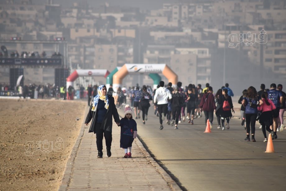 انطلاق ماراثون الأهرامات بحضور وزيري الشباب والآثار بمشاركة 4 آلاف متسابق (6)