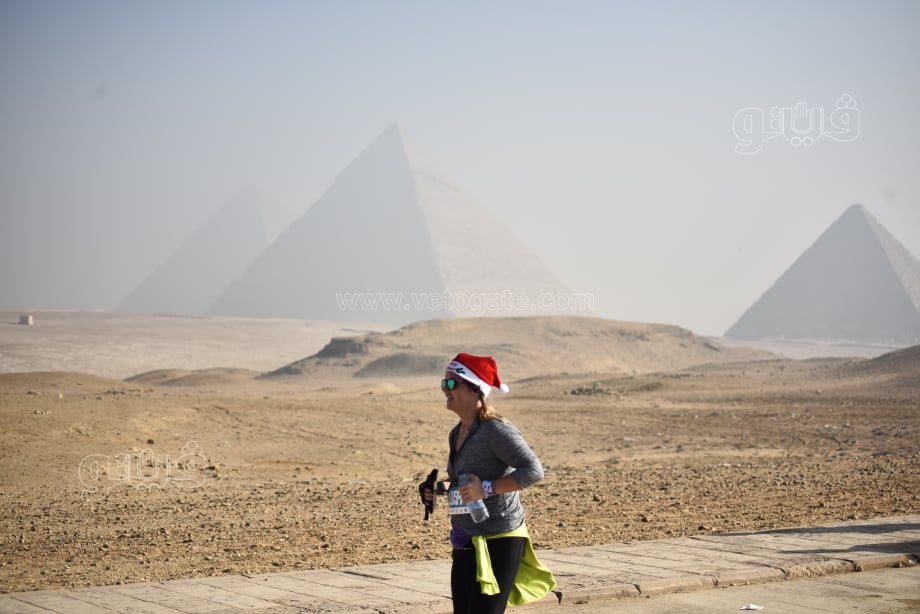 الجميلات يتصدرن المشهد في نصف ماراثون الأهرامات (1)