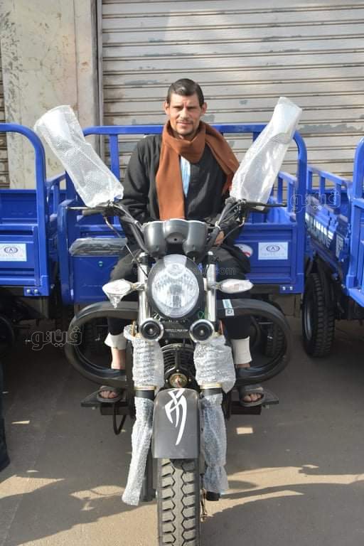 محافظ الجيزة الدولة تولي اهتمامًا كبيرًا بتنفيذ طلبات ذوي الهمم (15)