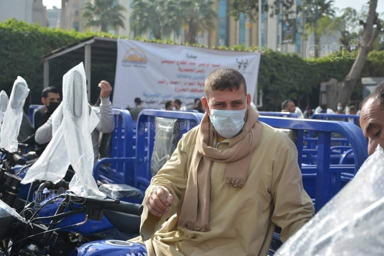 محافظ الجيزة الدولة تولي اهتمامًا كبيرًا بتنفيذ طلبات ذوي الهمم (13)