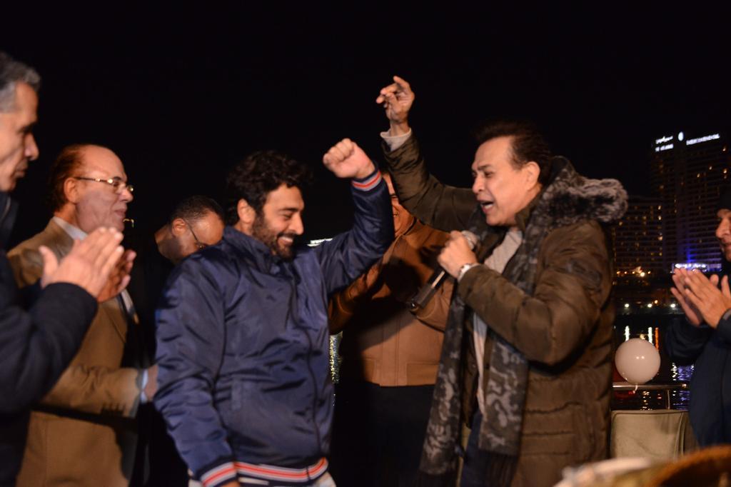 حميد الشاعري يحتفل بأول البوم لحكيم (1)