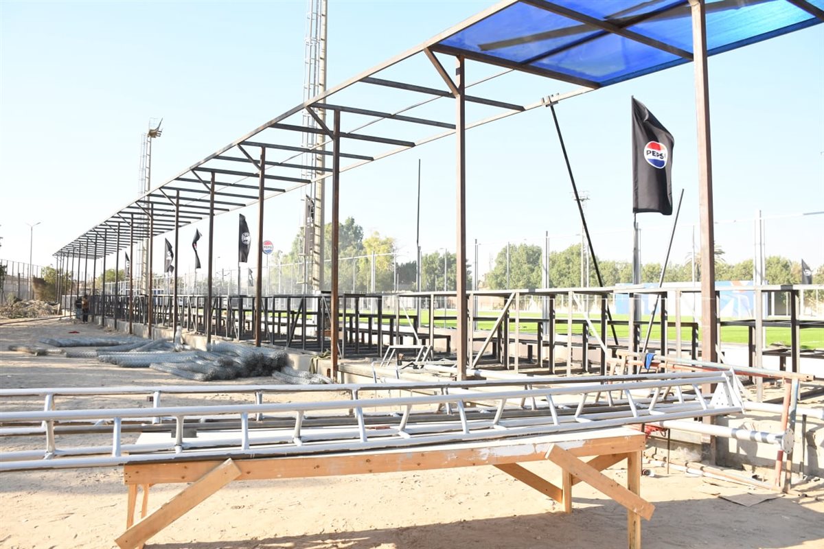 أشرف صبحي يتفقد الأعمال الإنشائية بنادي الهرم الرياضي