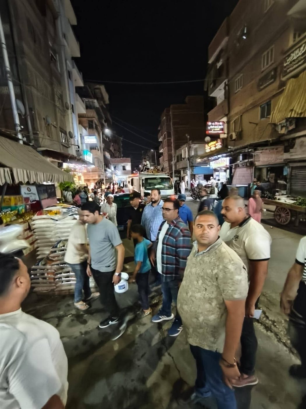 حملة موسعة لرفع الإشغالات وتحقيق الانضباط بشوارع مدينة دمياط