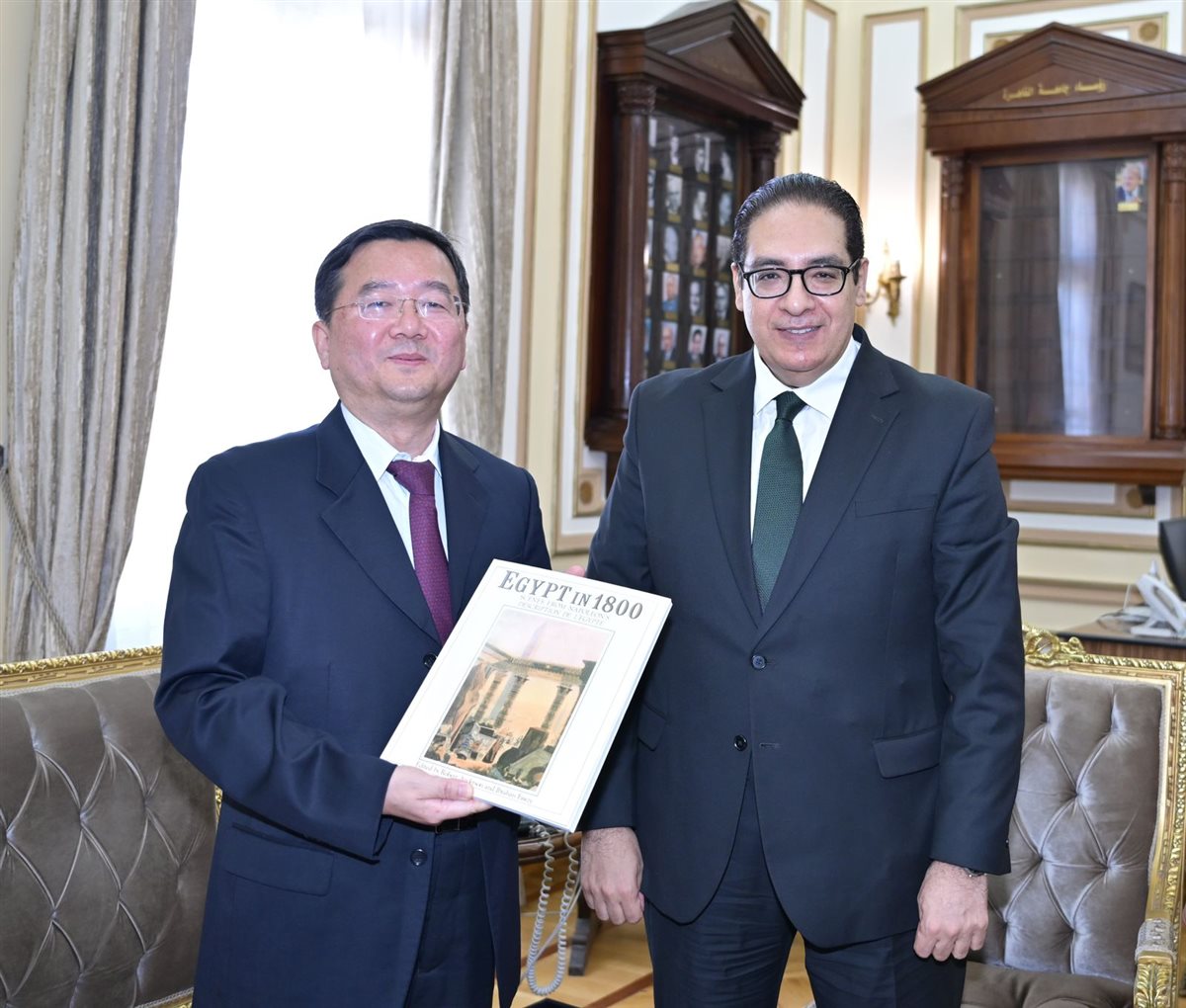 وفد جامعة شاندونغ الصينية بجامعة القاهرة