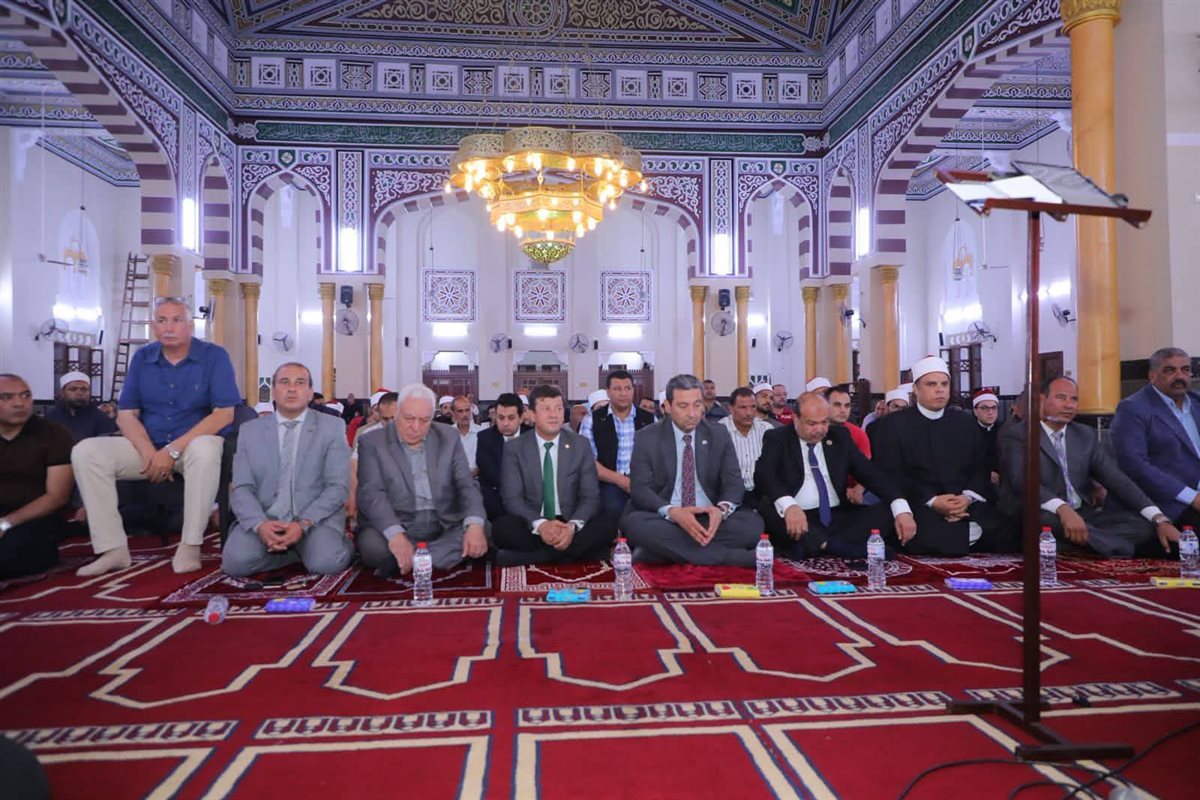 محافظ دمياط يشارك في احتفالية العام الهجري الجديد بمسجد البحر