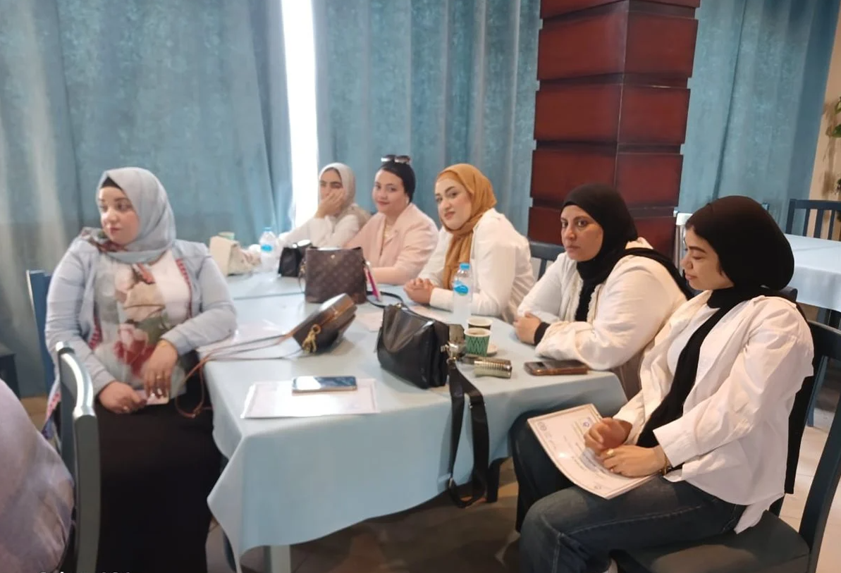 تدريب وتشغيل أكثر من 100 شاب وفتاة في قطاع المطاعم والمصانع بدمياط 