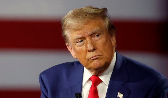 الرئيس الأمريكي دونالد ترامب، فيتو