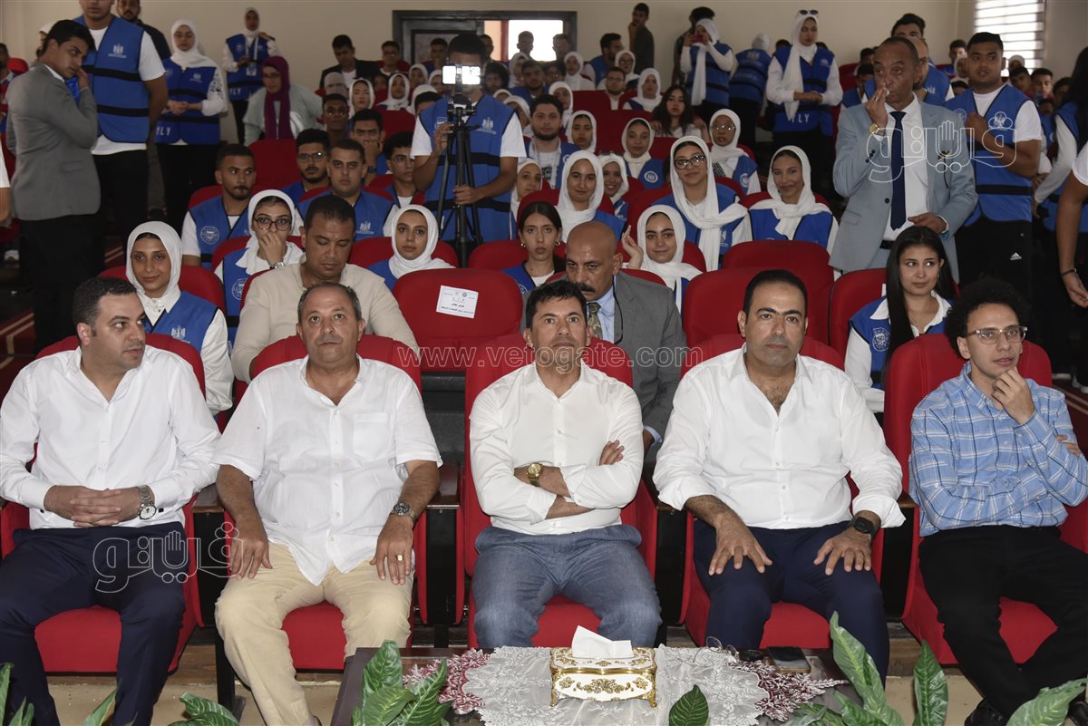 محافظ بورسعيد ووزير الشباب والرياضه، فيتو