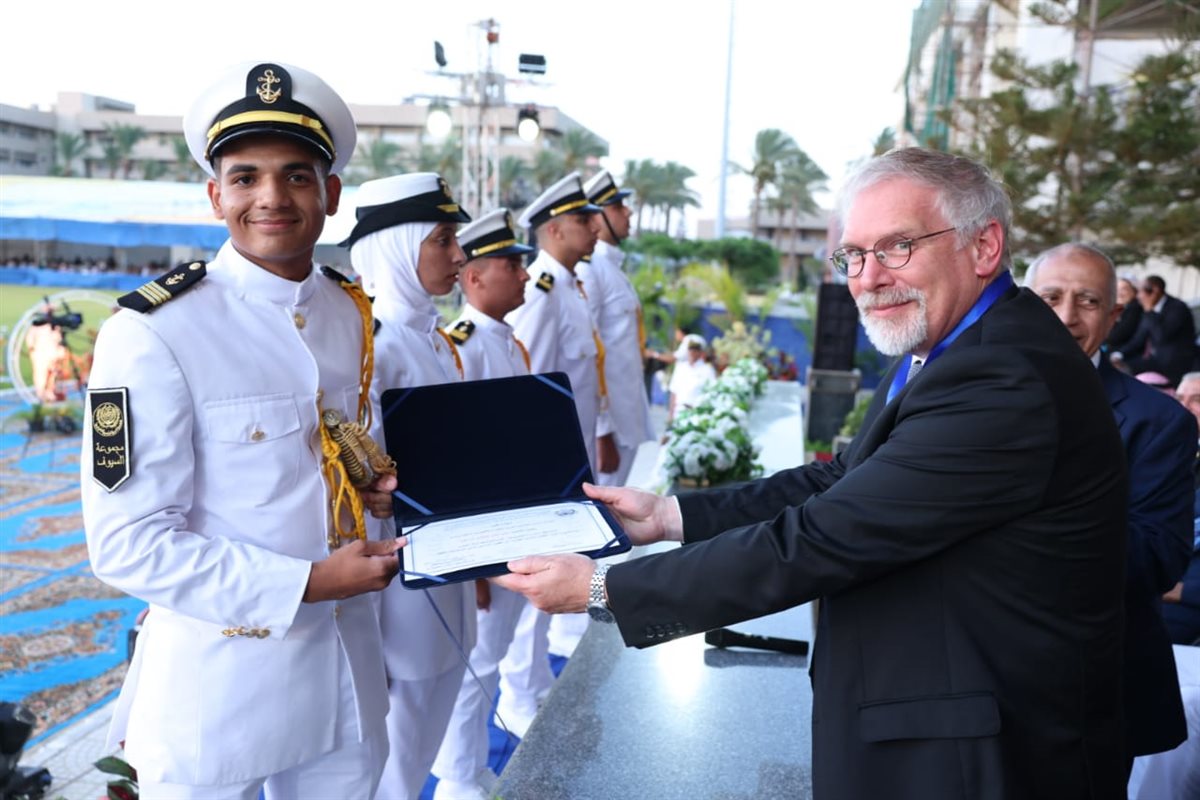 تخريج 112 بحارا من الأكاديمية العربية