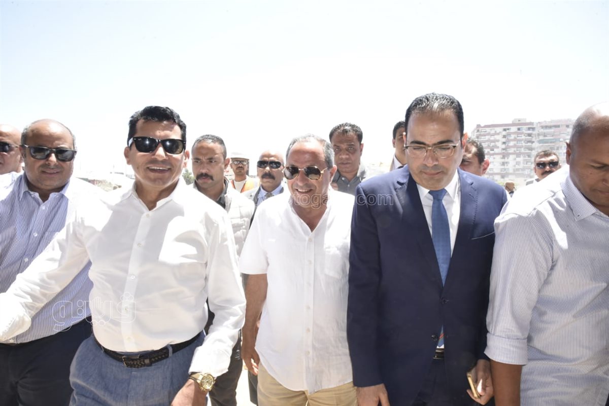 وزير الشباب ومحافظ بورسعيد والنائب محمود حسين، فيتو