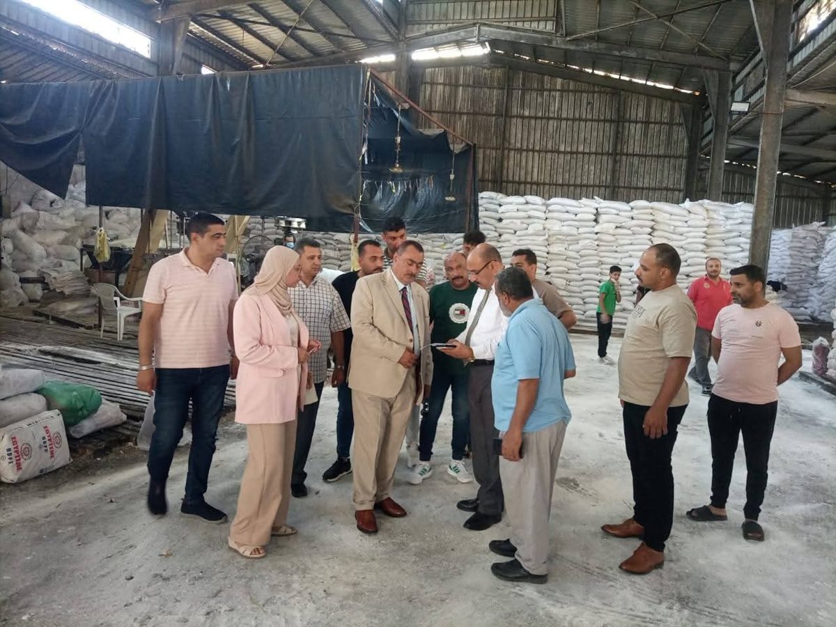 قيادات التموين وشركة الجملة في جولة تفقدية بدمياط 