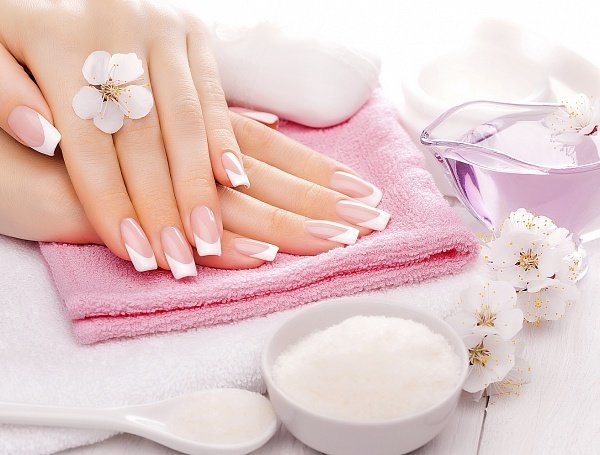 العناية باليدين من الطبيعة