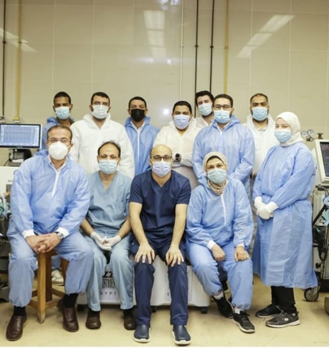 الفريق البحثي القائم على دراسة الجهاز بقصر العيني