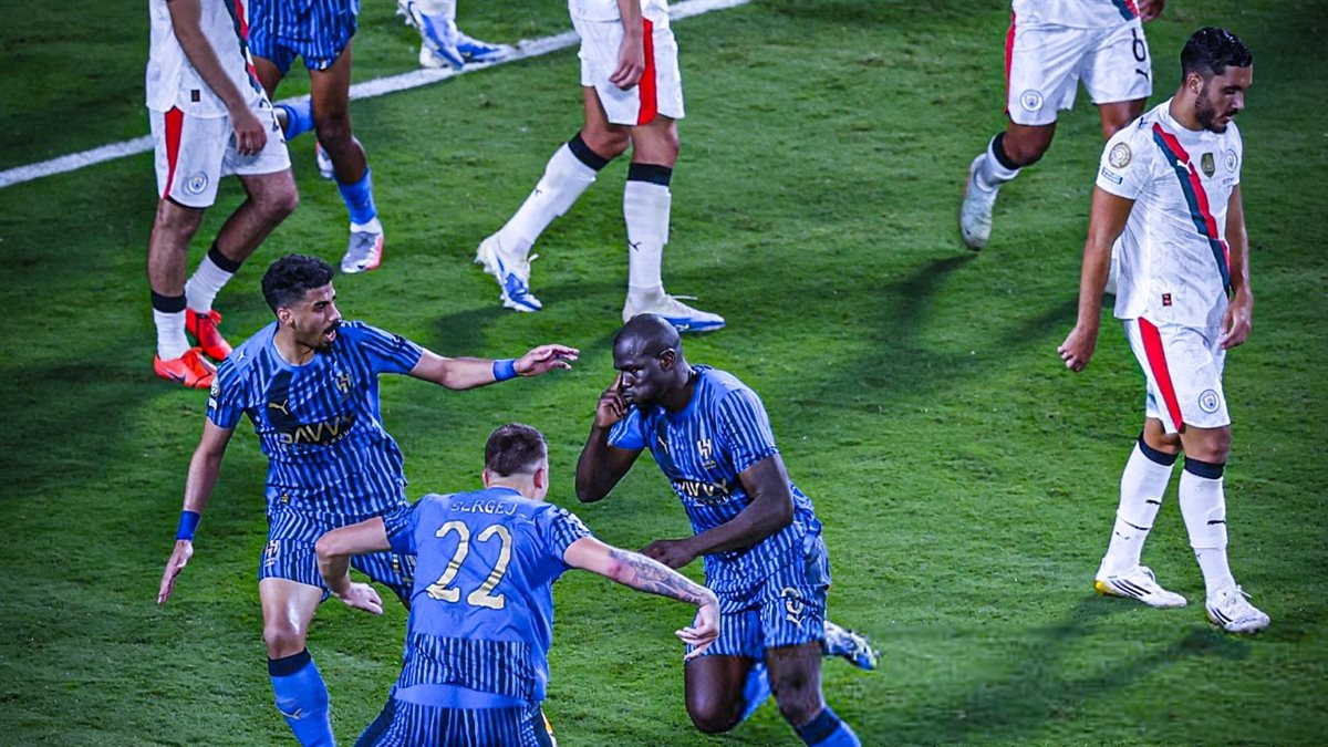 الهلال ومانشستر سيتي، فيتو