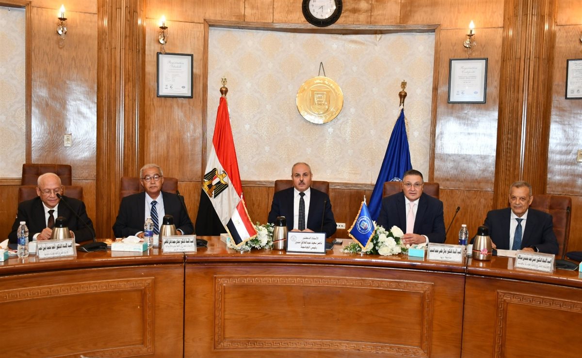 جانب من الاجتماع، فيتو