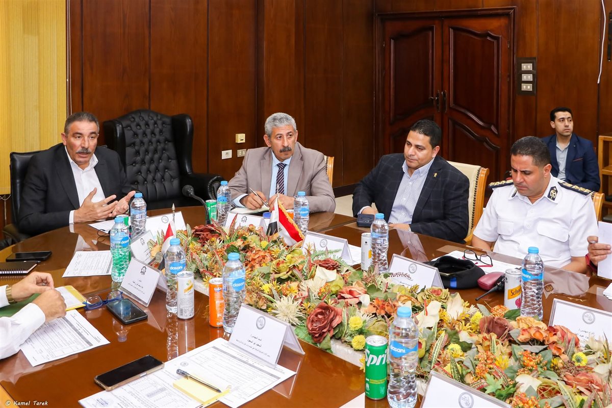 اجتماع برئاسة اللواء بحري أ.ح / طارق عدلي عبدالله