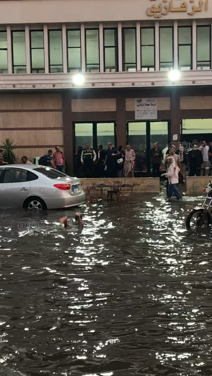 أمطارالشرقية تكشف ضعف شبكات التصريف..وتغرق الشوارع قرب ديوان المحافظة،فيتو