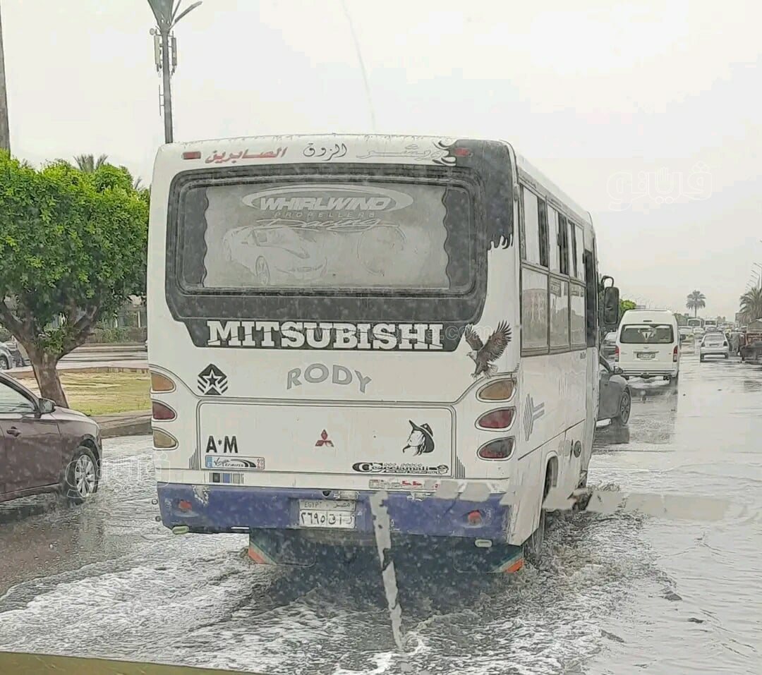 أمطارالشرقية تكشف ضعف شبكات التصريف..وتغرق الشوارع قرب ديوان المحافظة،فيتو