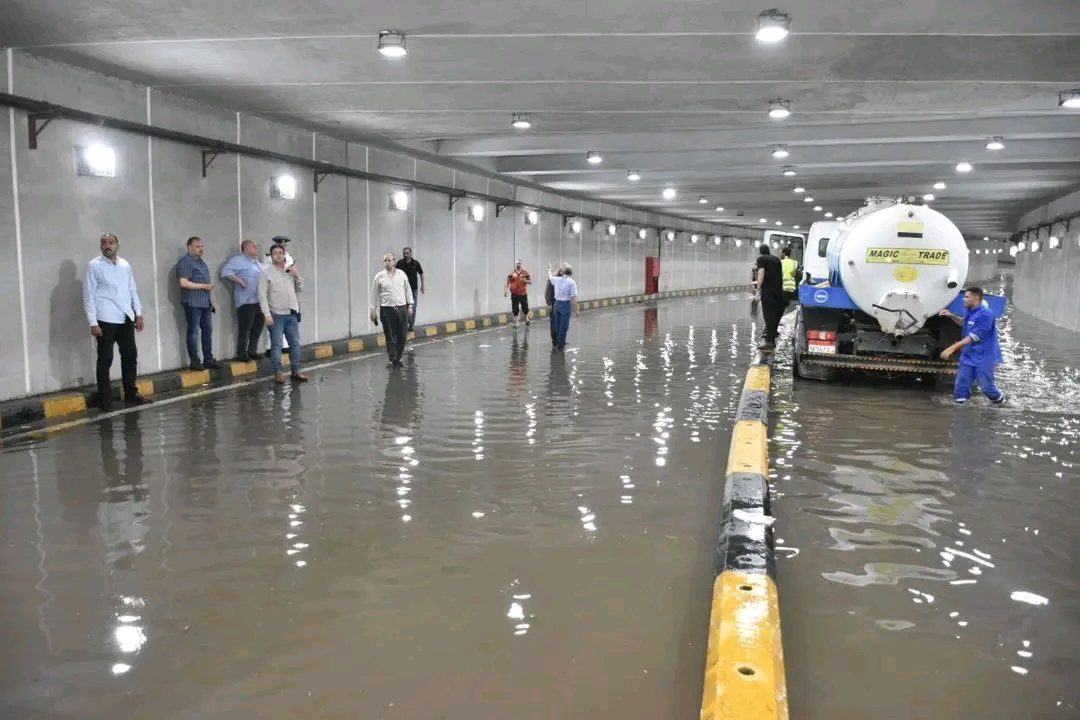 الاشموني يتفقد ميدانيًا أعمال سحب مياه الأمطار بنفق عرابي بالشرقية،فيتو