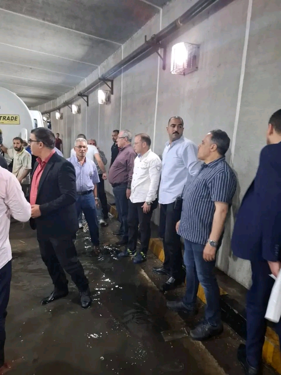 الاشموني يتفقد ميدانيًا أعمال سحب مياه الأمطار بنفق عرابي بالشرقية،فيتو