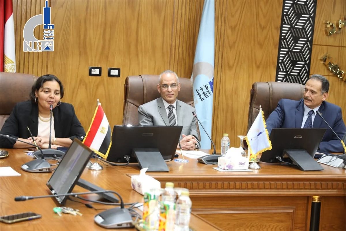 تعاون بين جامعة النيل وجمعية المستثمرين والقومي للبحوث