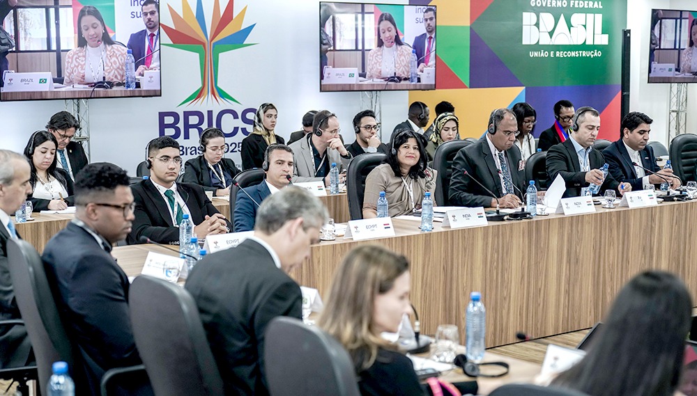 مشاركة الجامعة الألمانية في قمة البريكس للشباب