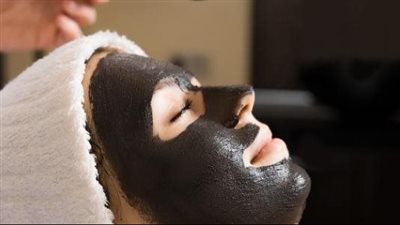 قناع الفحم لتنقية البشرة 