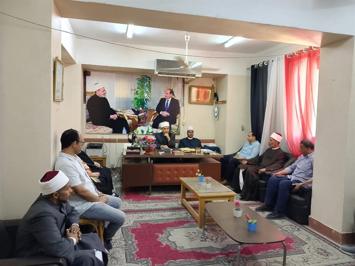 جانب من الاجتماع، فيتو