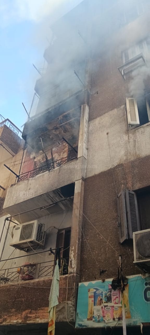 جانب من الحريق