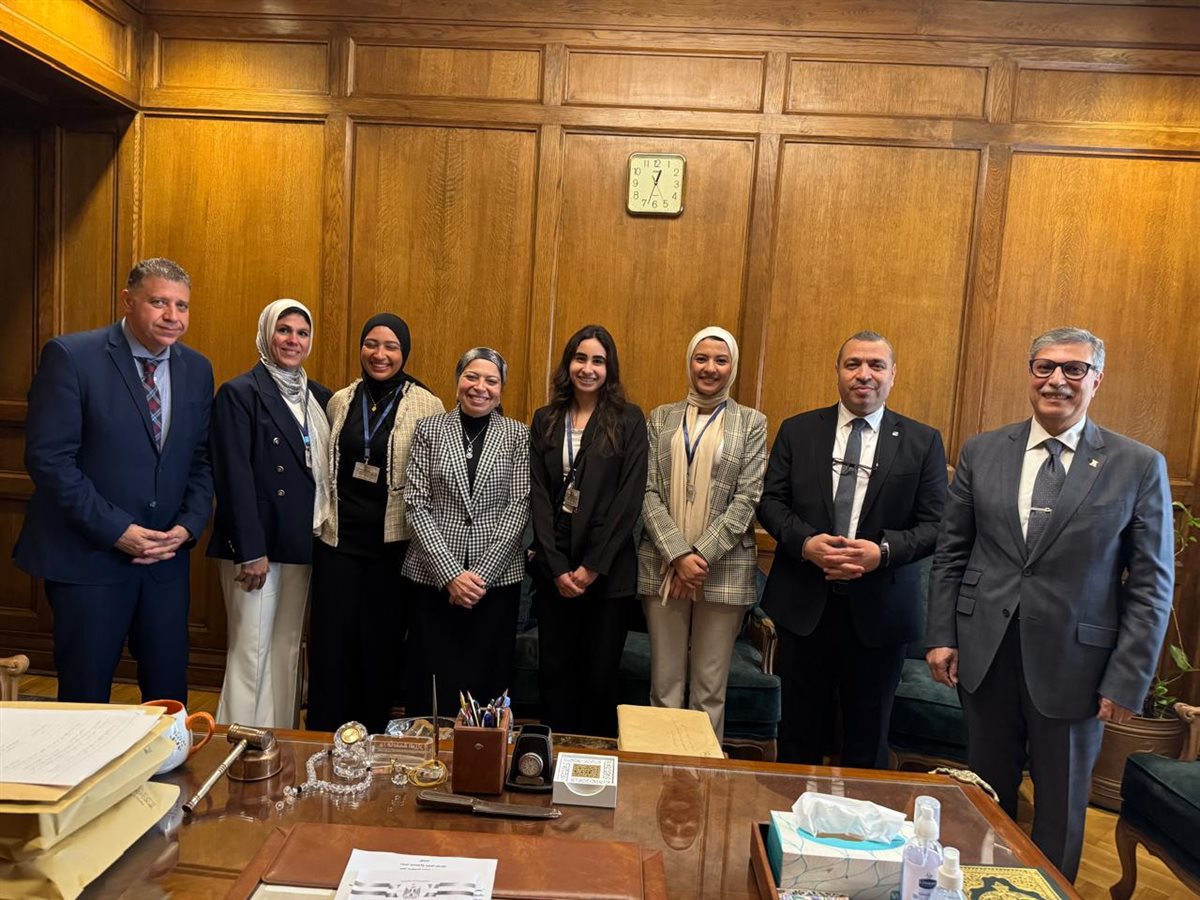 طلاب الجامعة الألمانية بالمحكمة الدستورية العليا