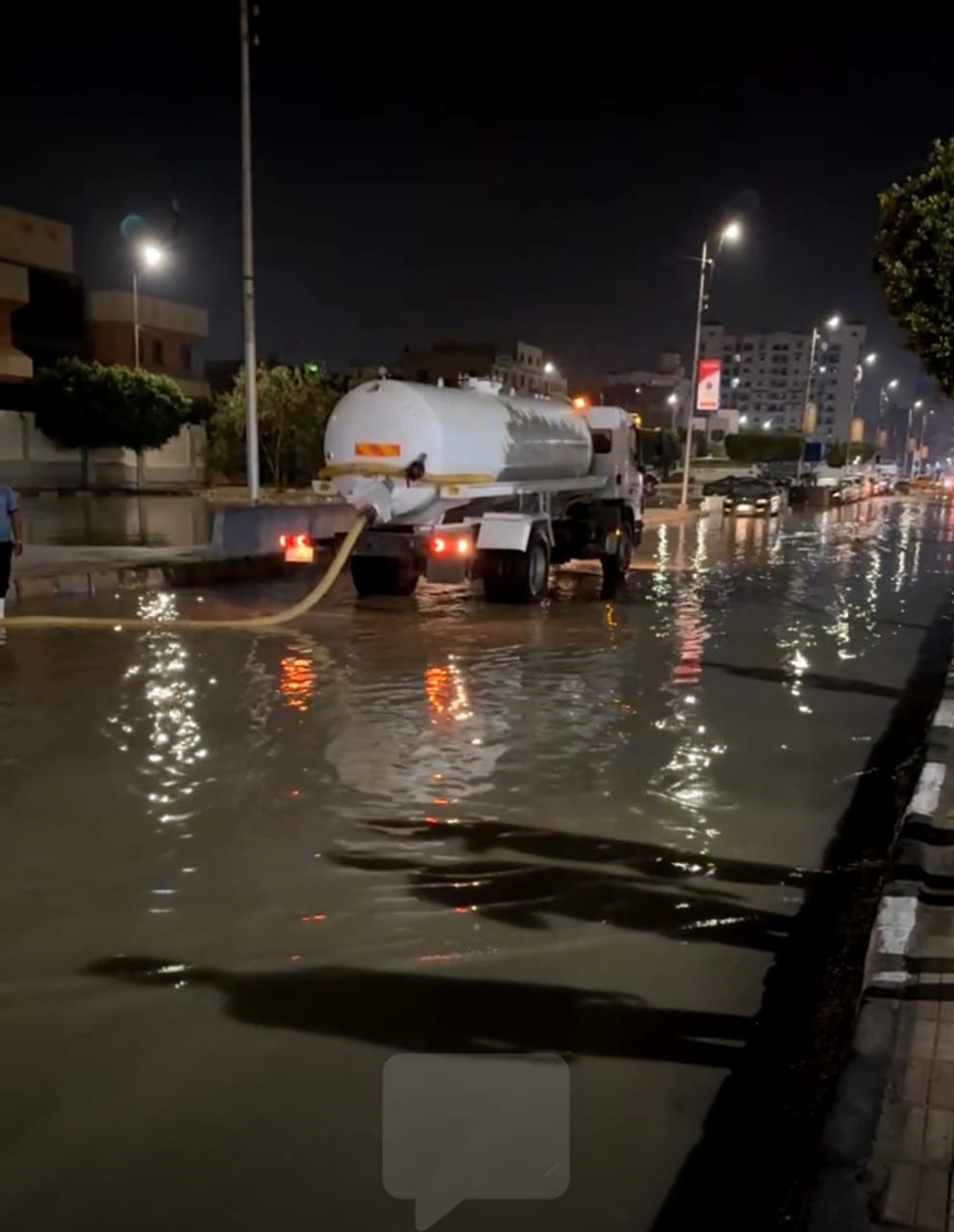 جانب من التعامل مع كسر الماسورة، فيتو